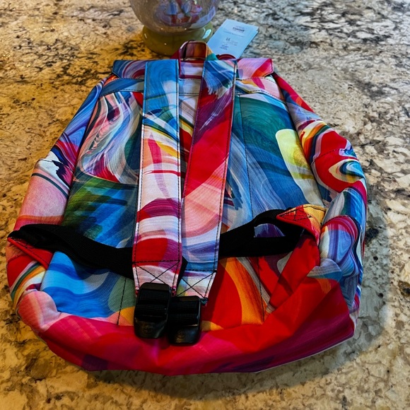 NEW Herschel Supply
Retreat 15L Small Backpack Paint Pour Multi-Holds 13” Laptop - Picture 2 of 12